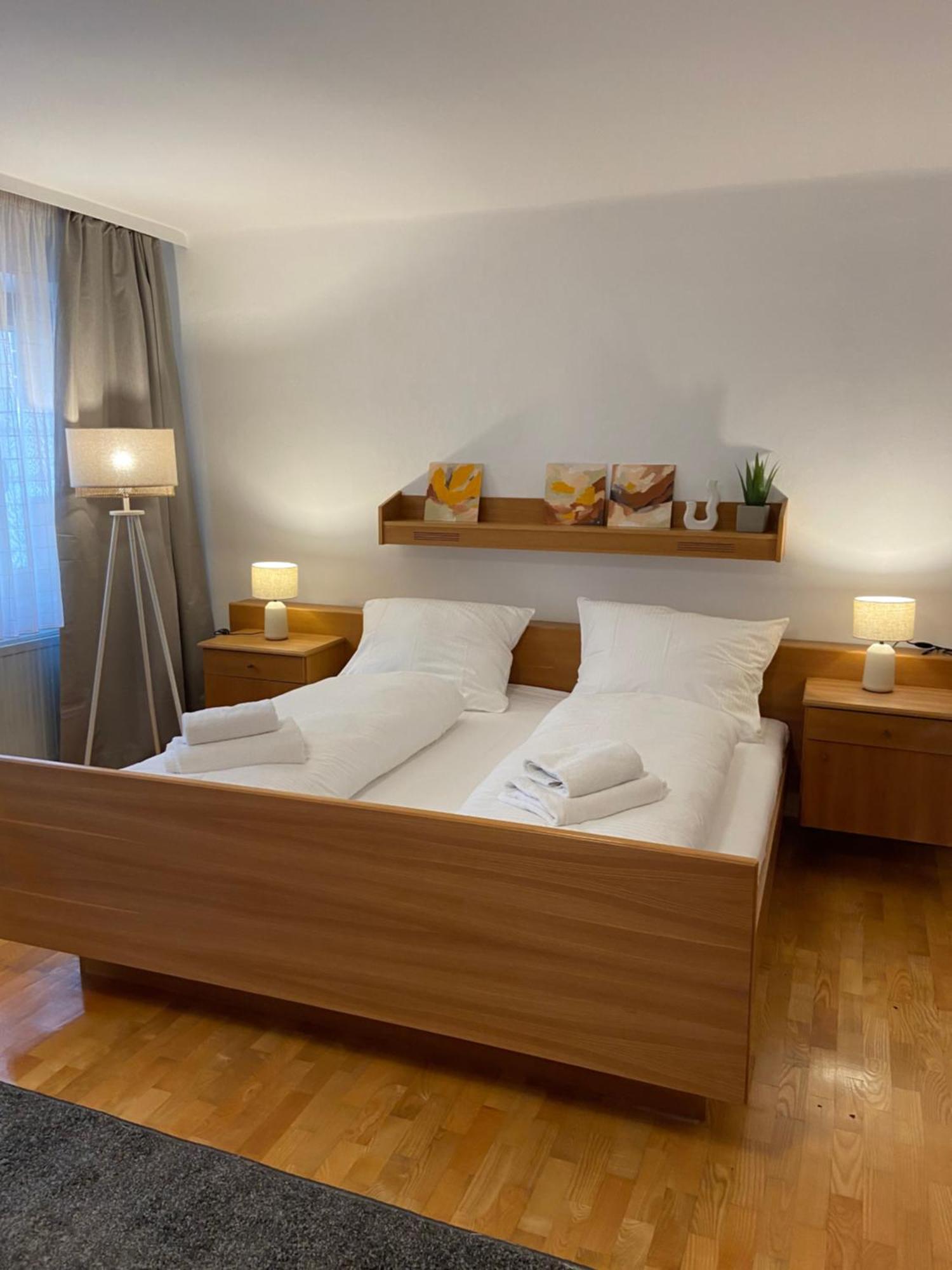 Zentrale Wohnung Gmunden Alte Baeckerei Exterior foto